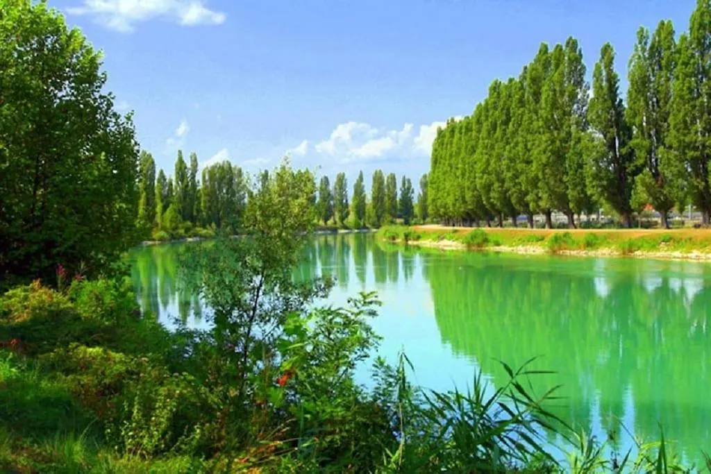 Apartment Appartamento Trilo Fronte Parco Con Parking E Uso Bici Gratis Check Out H18 Mantua